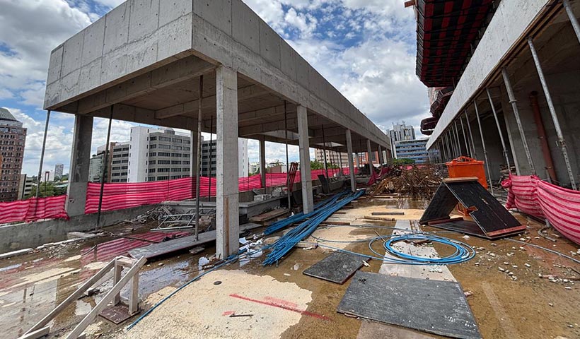 Estrutura - Piscina coberta