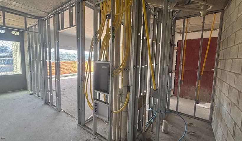 9º pavimento - Caixas elétricas em dry-wall